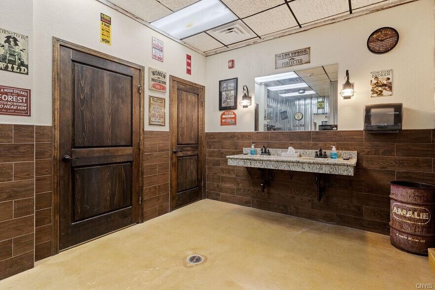 More Photos Of 52 Nestle Dr, Fulton Lodge Meeting Hall For Sale