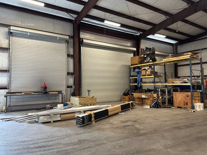 More Photos Of 3350 Palm Ave, Fort Myers Warehouse For Lease