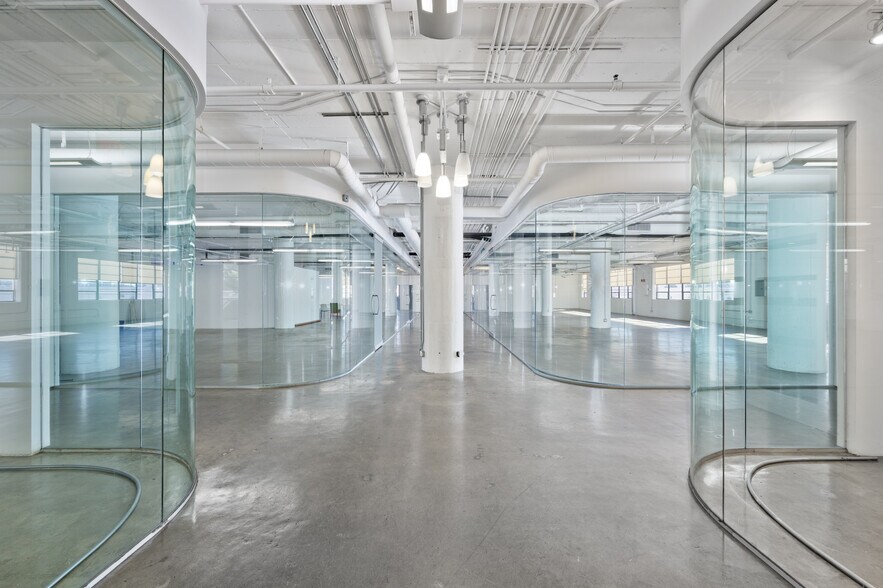 More Photos Of 910 S Los Angeles St, Los Angeles Loft Creative Space For Lease