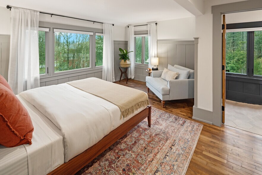 More Photos Of 56 Turner Mill Ln, Stowe Specialty For Sale