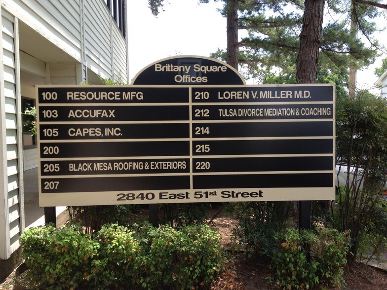 More Photos Of 2840 E 51st St, Tulsa Medical For Lease