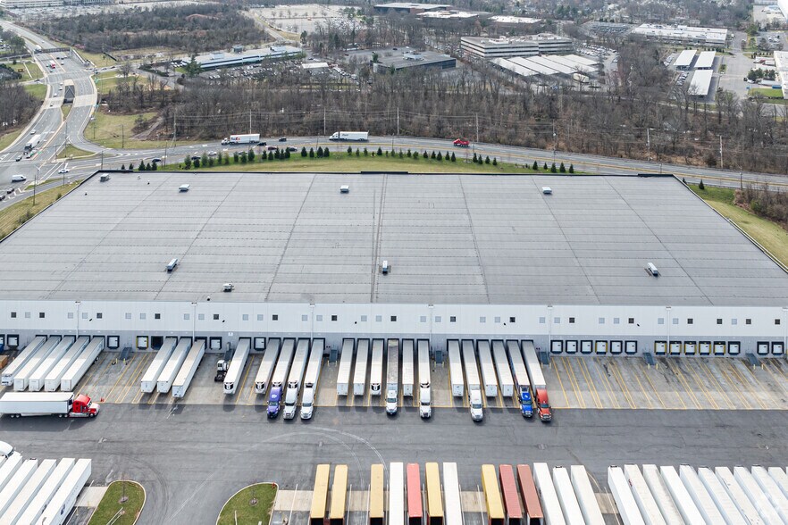 More Photos Of 276 Old New Brunswick Rd, Piscataway Unknown For Lease