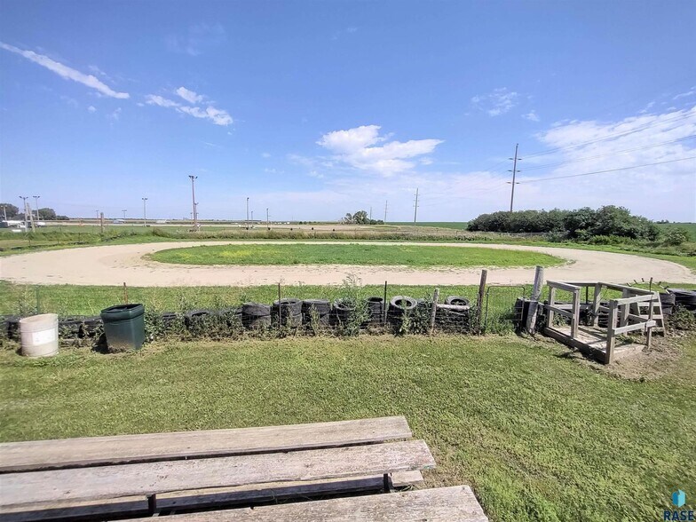 More Photos Of 1300 SE 3rd Ave, Miller Land For Sale