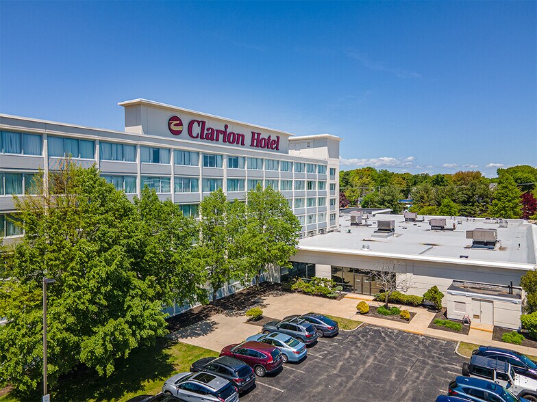 More Photos Of 1230 Congress St, Portland Hotel For Lease