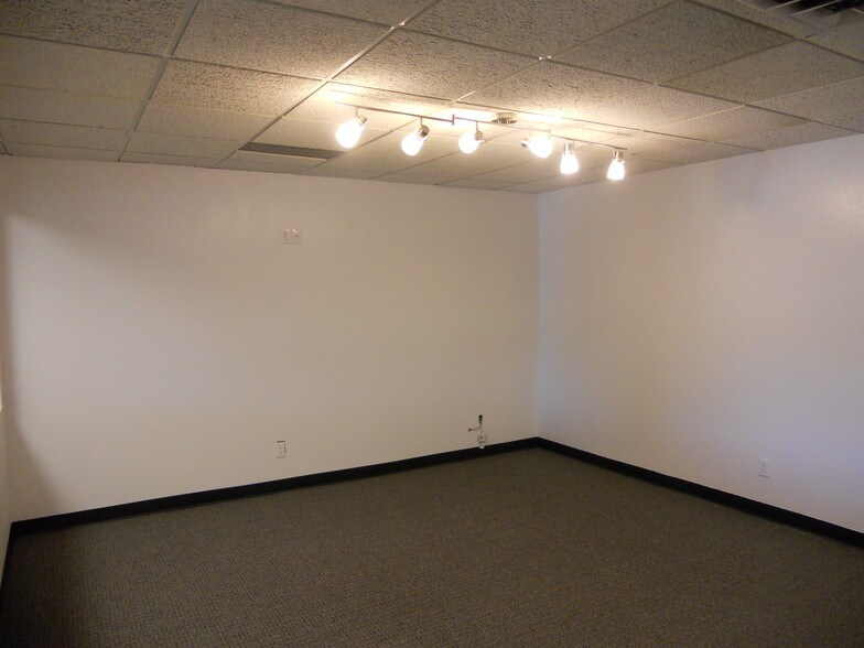 More Photos Of 4760 Flintridge Dr, Colorado Springs Coworking Space