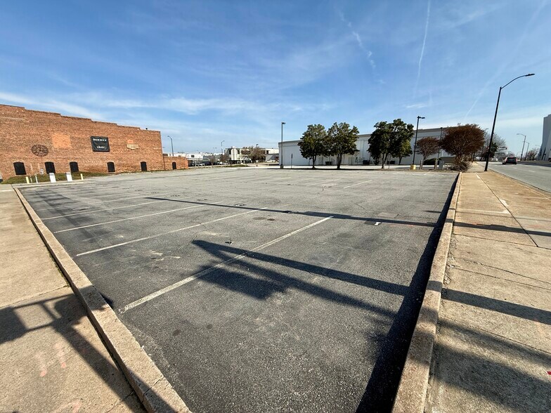 More Photos Of 201-203 MLK Jr Dr, High Point Land For Sale