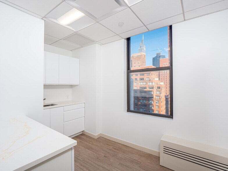 More Photos Of 145 E 32nd St, New York Medical For Lease
