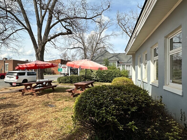 More Photos Of 118 S Main St, Greensboro Restaurant For Sale