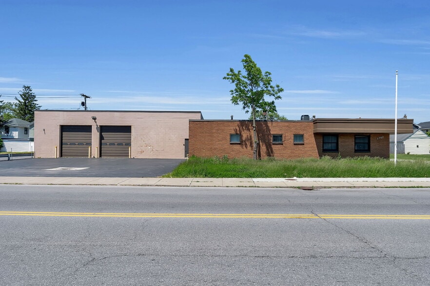 Primary Photo Of 1783 Kenmore Ave, Kenmore Warehouse For Sale