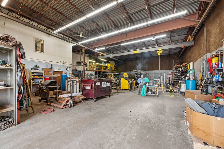 More Photos Of 1601 67th Ave N, Brooklyn Center Warehouse For Sale