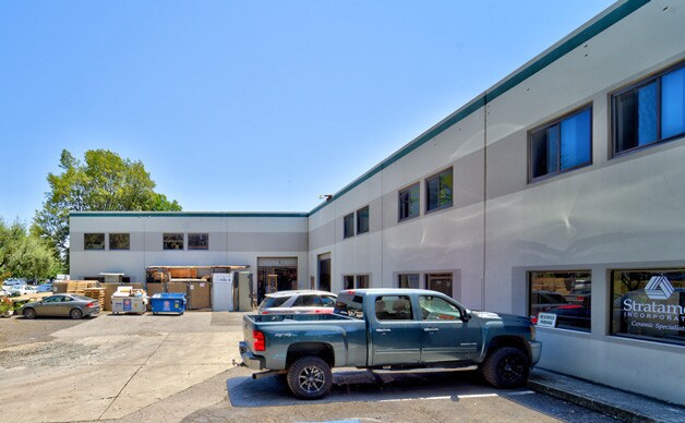 More Photos Of 853 Brown Rd, Fremont Research And Development For Lease