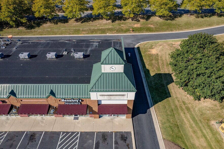 More Photos Of 1028 Richmond Ave, Staunton Unknown For Lease