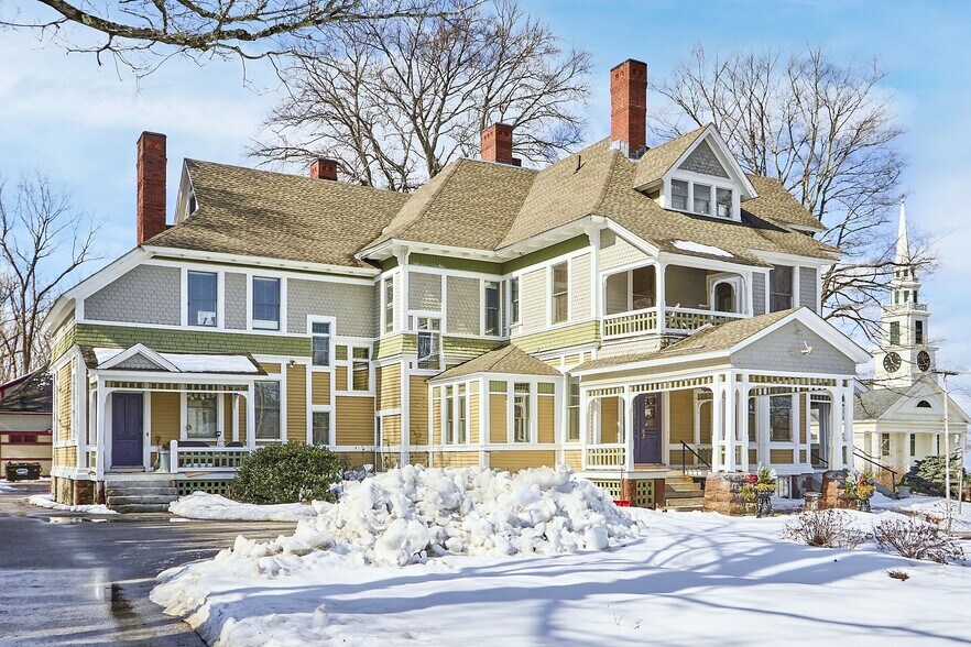 More Photos Of 2 South St, Grafton Office For Lease