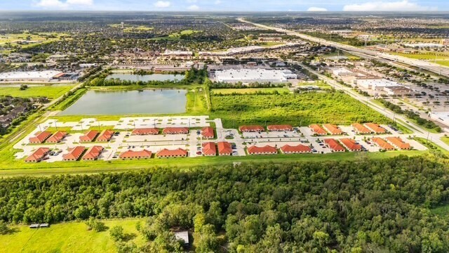 More Photos Of 2743 Smith Ranch Rd, Pearland Office For Sale