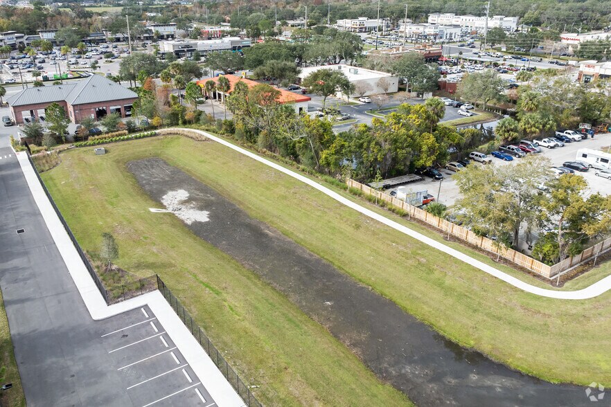 More Photos Of 234 E Mitchell Hammock Rd, Oviedo Apartments For Lease
