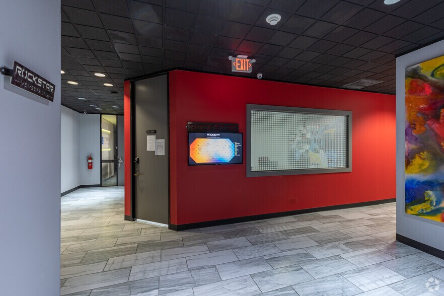 More Photos Of 5700 NW Central Dr, Houston Office For Lease