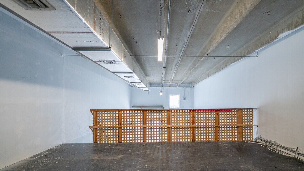 More Photos Of 7101 N Miami Ave, Miami Flex For Lease