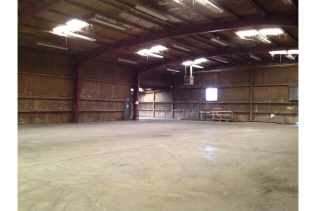 More Photos Of 66 W Colorado Ave, Memphis Warehouse For Lease