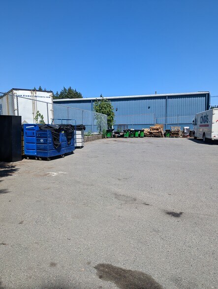 More Photos Of 1013 Old Victoria Rd, Nanaimo Warehouse For Lease