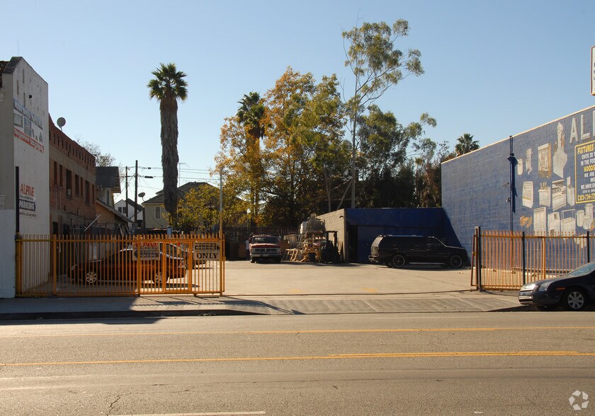 More Photos Of , Los Angeles Unknown For Sale