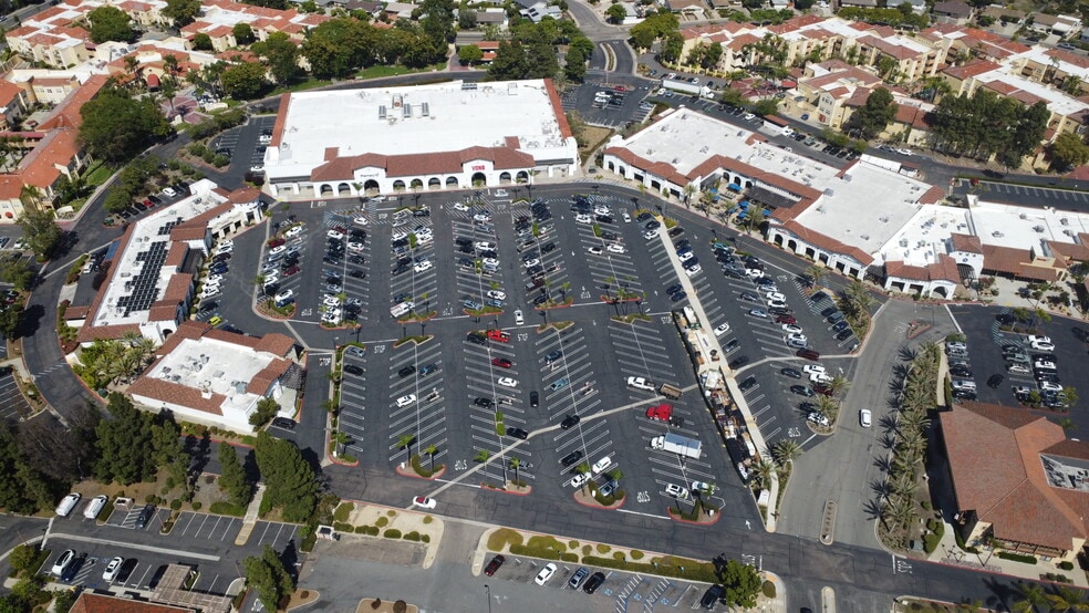 More Photos Of 11965-11987 Bernardo Plaza Dr, San Diego Restaurant For Lease