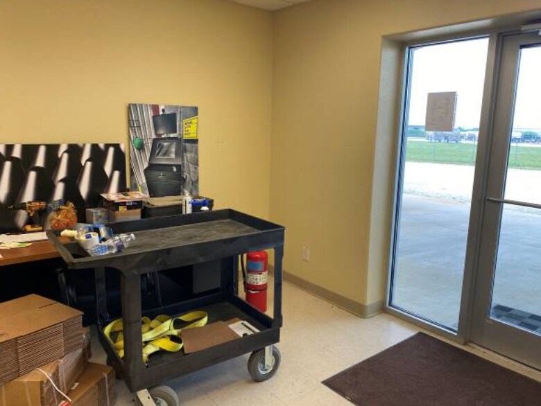 More Photos Of 293 Corgey Rd, Pleasanton Manufacturing For Sale