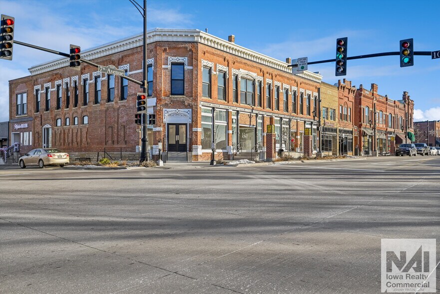 More Photos Of 1000-1030 7th Ave, Marion Freestanding For Lease