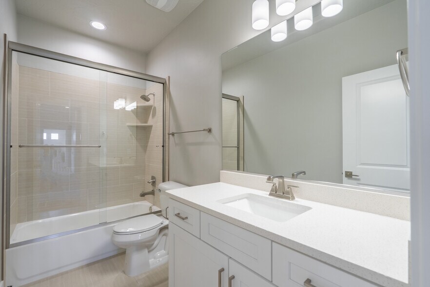 More Photos Of 278 2020 w, Hurricane Specialty For Sale