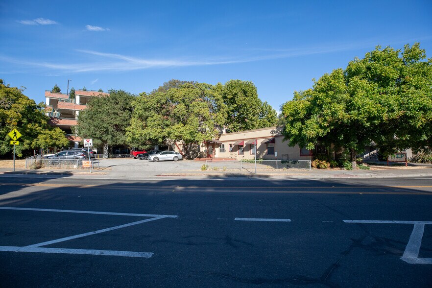More Photos Of 534 B St, Santa Rosa Medical For Sale