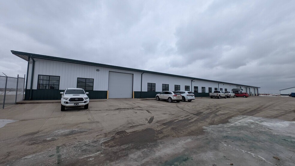 More Photos Of 5608 Highway 75 S, Moorhead Self Storage For Sale