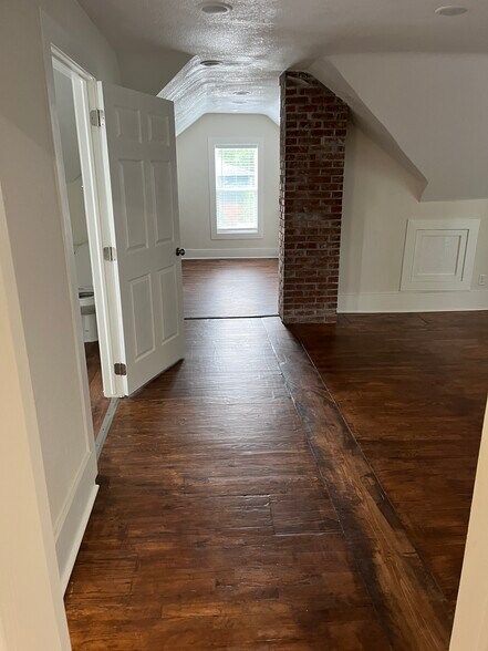 More Photos Of 912 Indiana St, Lawrence Apartments For Sale