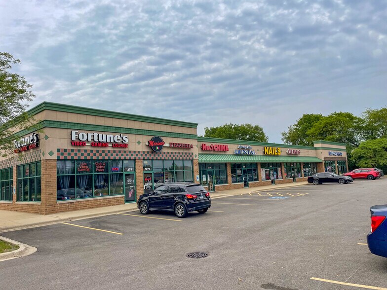 Primary Photo Of 1275 W Spring St, South Elgin General Retail For Lease