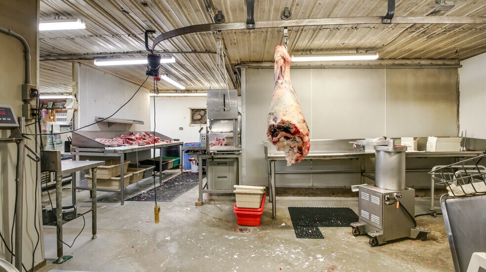 More Photos Of 2310 S Main St, Bloomer General Retail For Sale