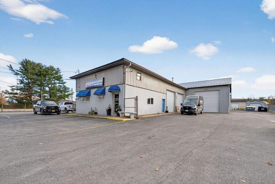 More Photos Of 2338 Broad St, Frankfort Industrial For Sale