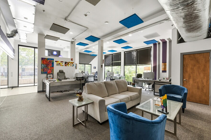 More Photos Of 7900 Conser St, Overland Park Apartments For Sale