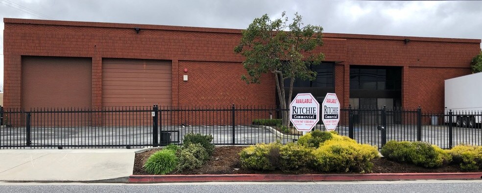 More Photos Of 456 E McGlincy Ln, Campbell Manufacturing For Sale