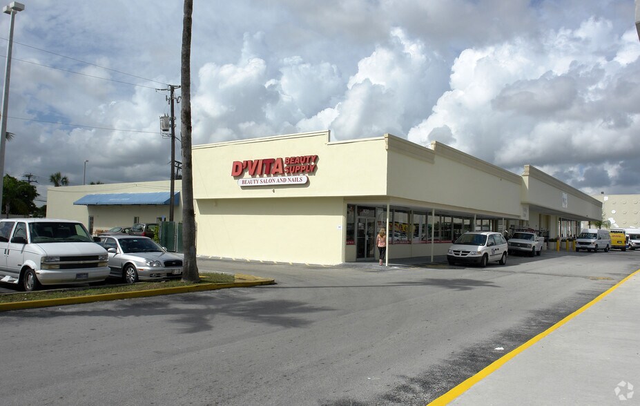 Primary Photo Of 420-470 W 49th St, Hialeah General Retail For Lease