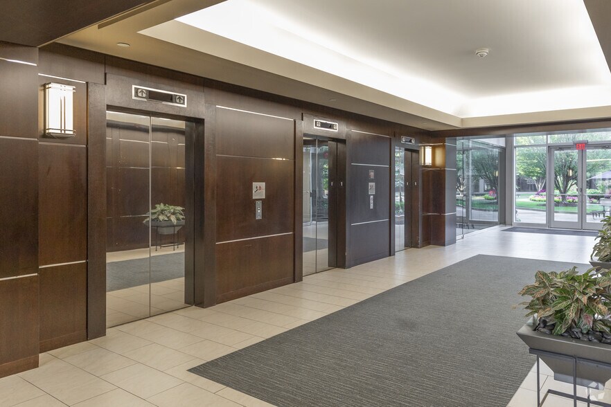 More Photos Of 8805 Governors Hill Dr, Cincinnati Office For Lease