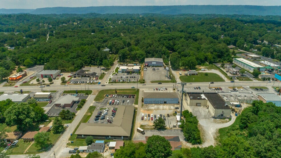 More Photos Of 4808 Hixson Pike, Hixson Office For Sale