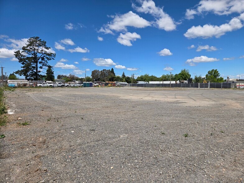 More Photos Of 4040 Santa Rosa Ave, Santa Rosa Land For Lease