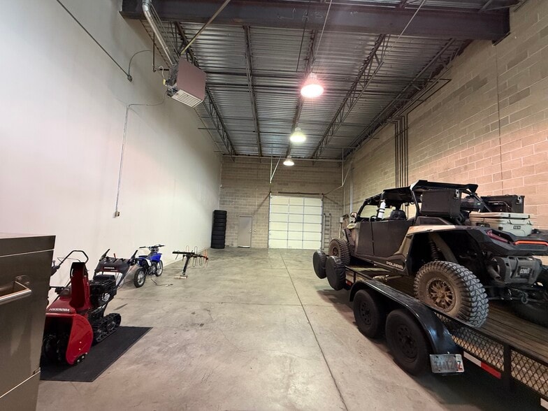 More Photos Of 7777 S Allen St, Midvale Light Manufacturing For Sale