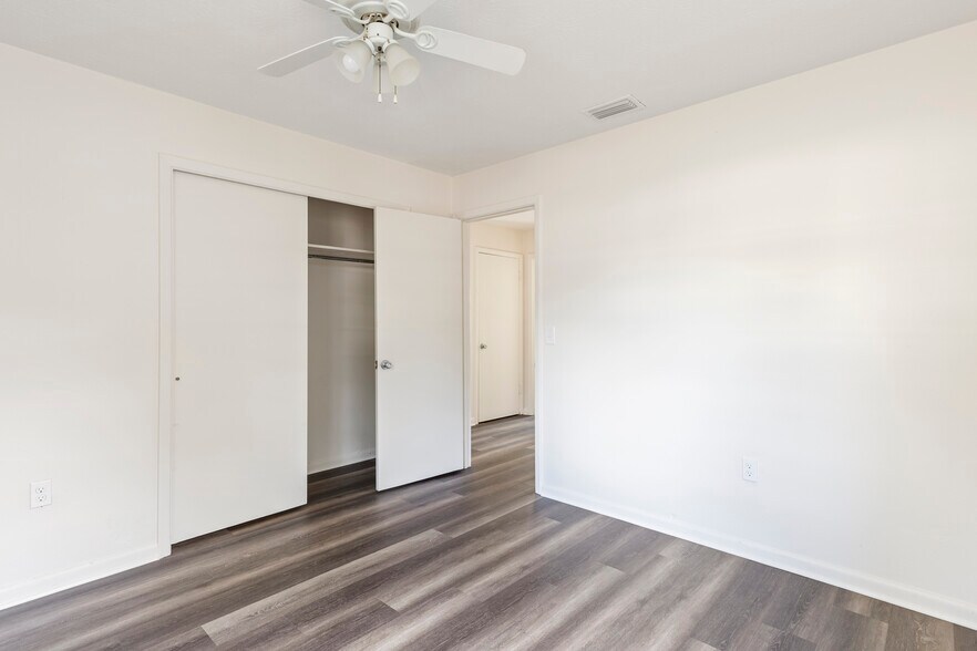 More Photos Of 283 SW Davaca Gln, Lake City Multifamily For Sale