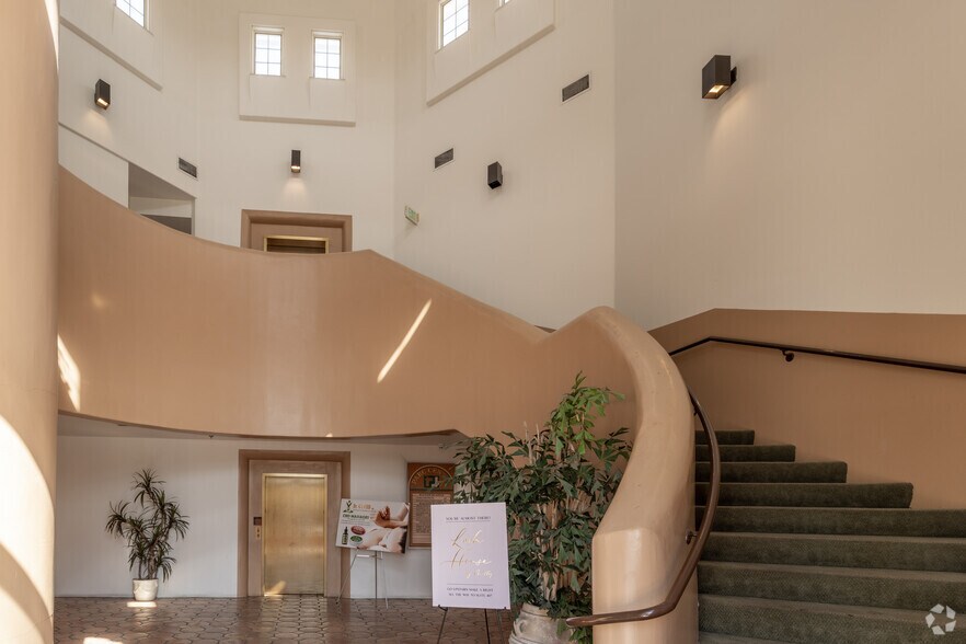 More Photos Of , Palm Desert Office For Sale