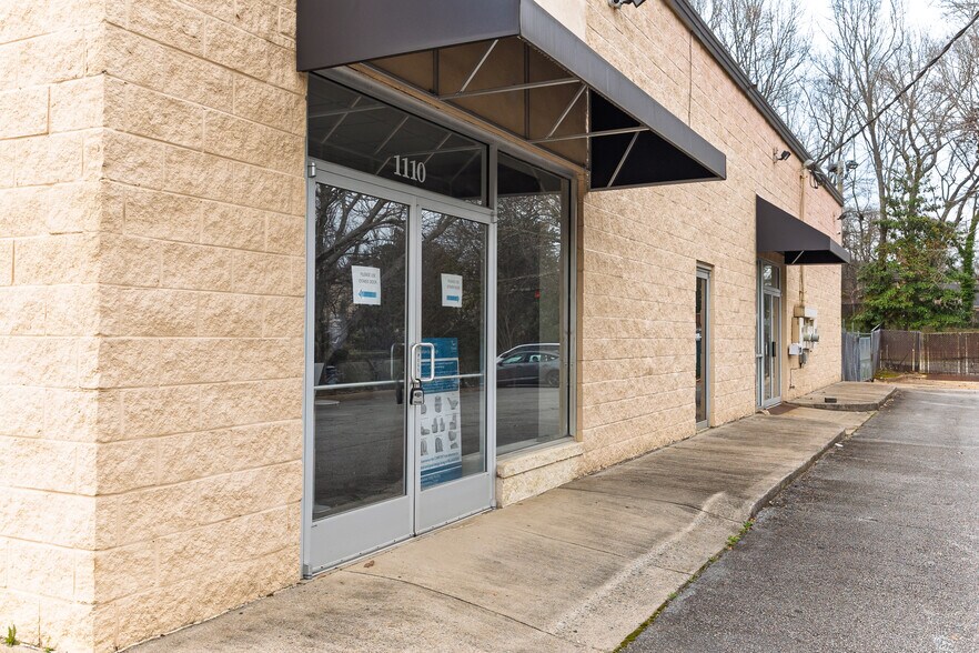 More Photos Of 1110 Alpharetta St, Roswell Freestanding For Sale