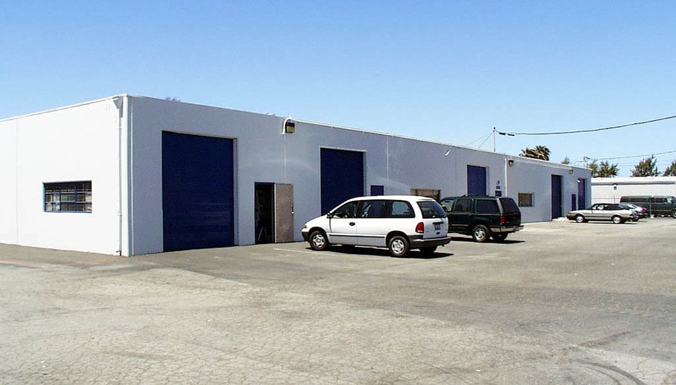 More Photos Of 819-829 Cowan Rd, Burlingame Flex For Lease