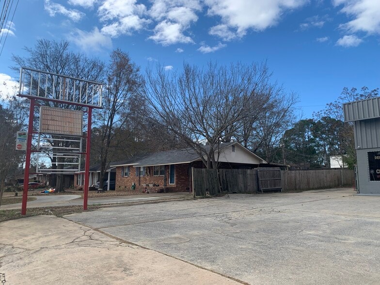 More Photos Of 4501 Reese Rd, Columbus Freestanding For Lease