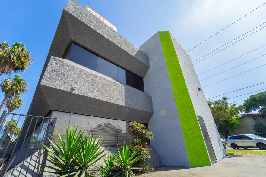 More Photos Of 3940 Hancock St, San Diego Office For Lease