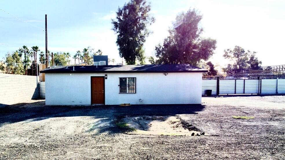 More Photos Of 3662 Park St, Las Vegas Industrial For Sale