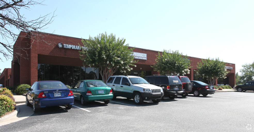 Primary Photo Of 3400-3410 W Wendover Ave, Greensboro Light Manufacturing For Lease