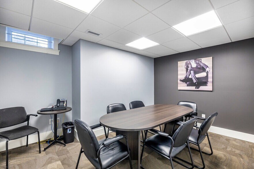 More Photos Of 193 King St E, Oshawa Office For Sale